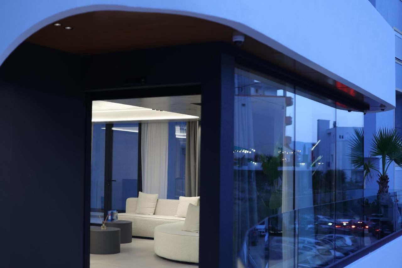 Yacht Premium Hotel Саранде Екстериор снимка